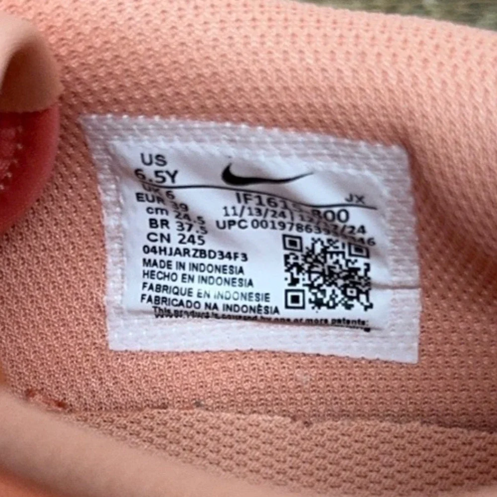 Nike Cortez Low TXT Apricot Orange White IF1615-800 Youth Size 6.5Y / Womens 8